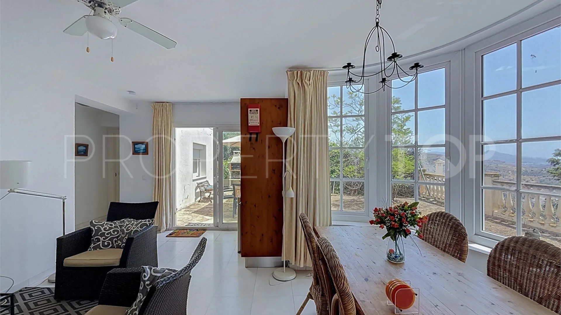 For sale El Atabal 5 bedrooms villa