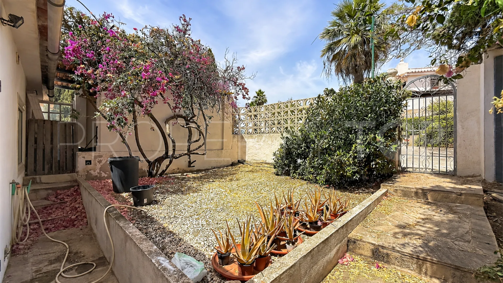 For sale El Atabal 5 bedrooms villa