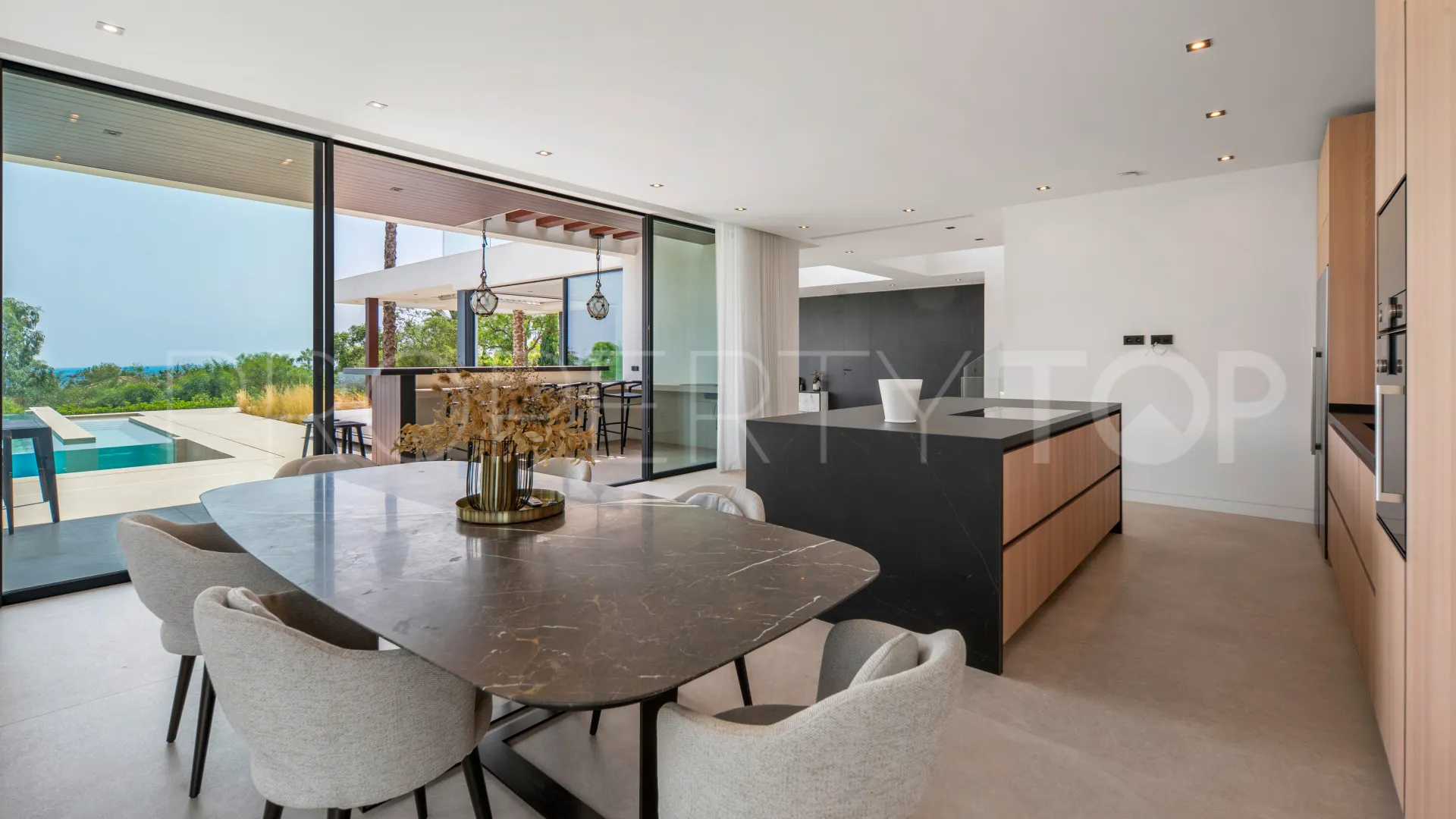 For sale villa in Los Flamingos