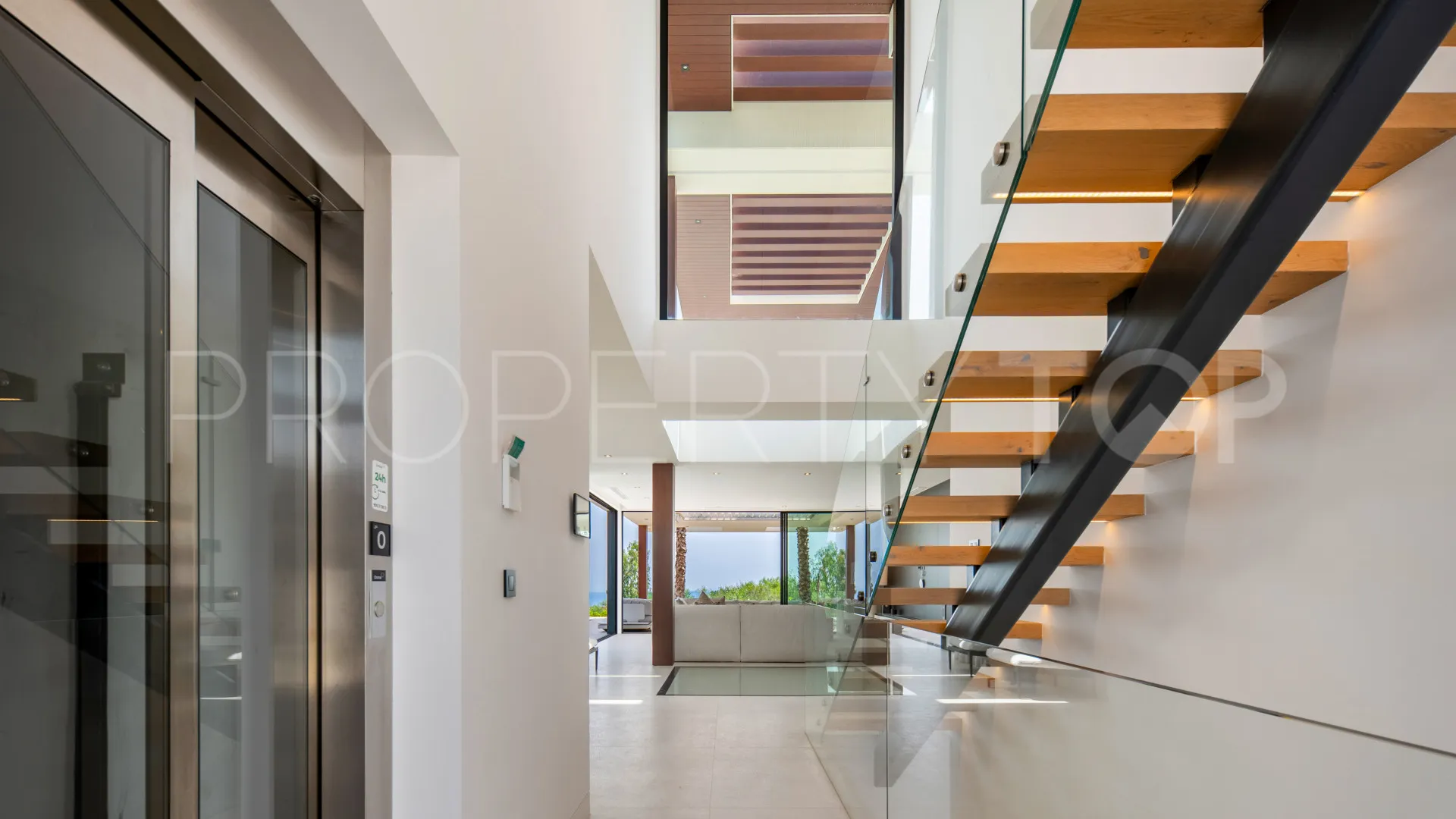 For sale villa in Los Flamingos