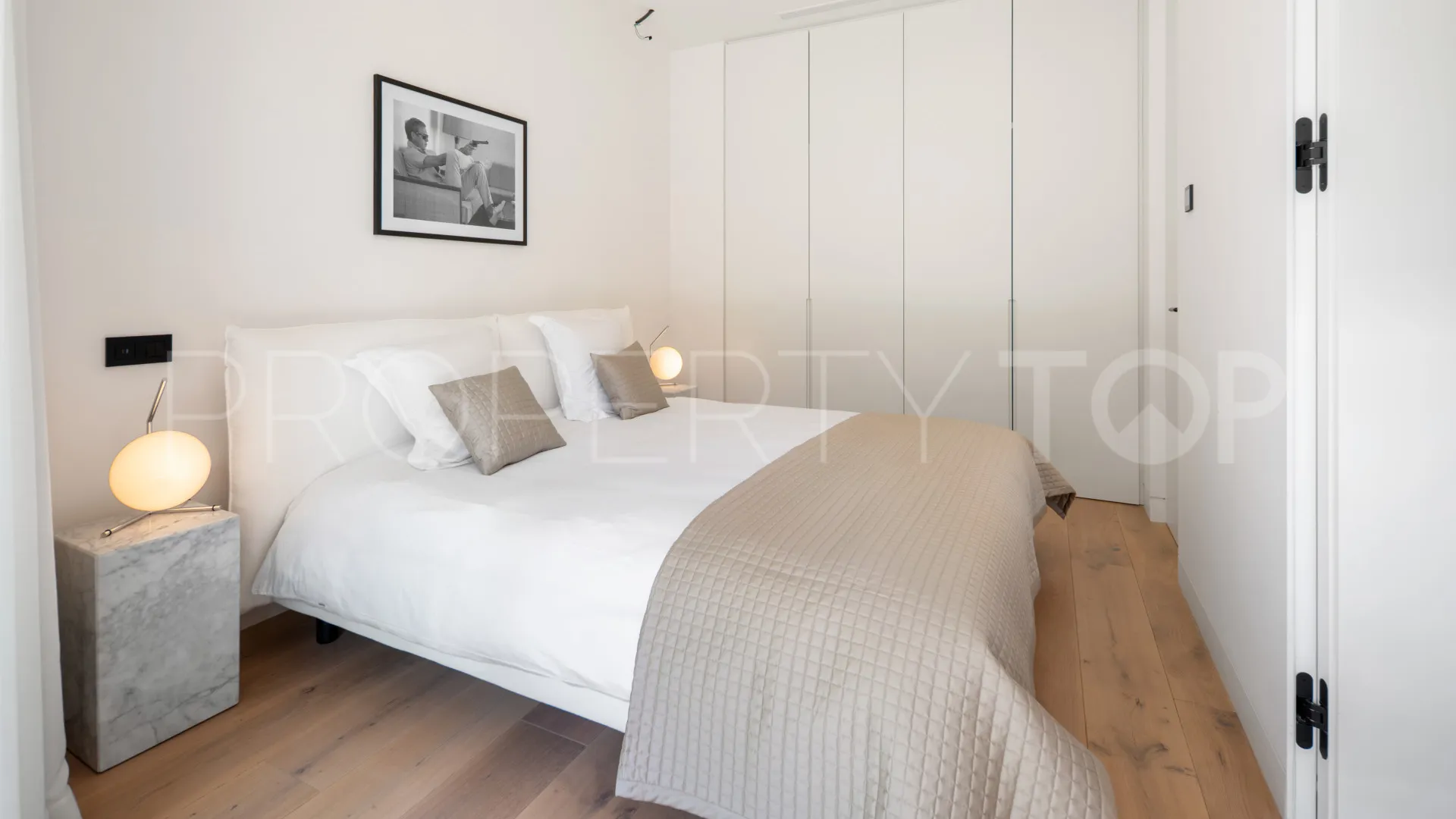 For sale villa in Los Flamingos