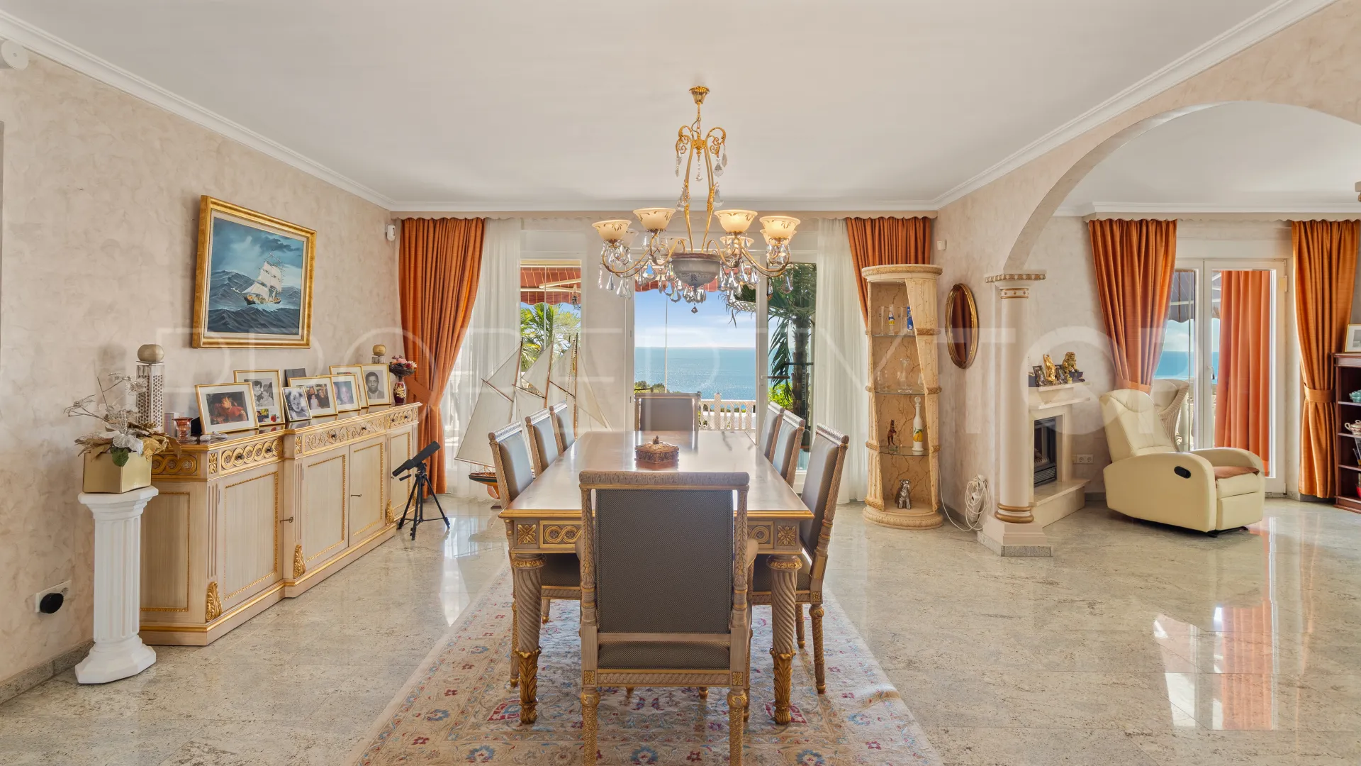 Villa con 5 dormitorios en venta en La Capellania