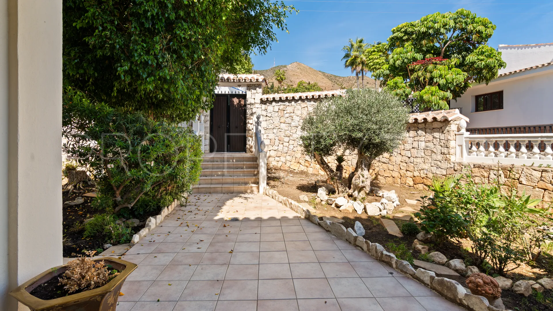 Villa con 5 dormitorios en venta en La Capellania