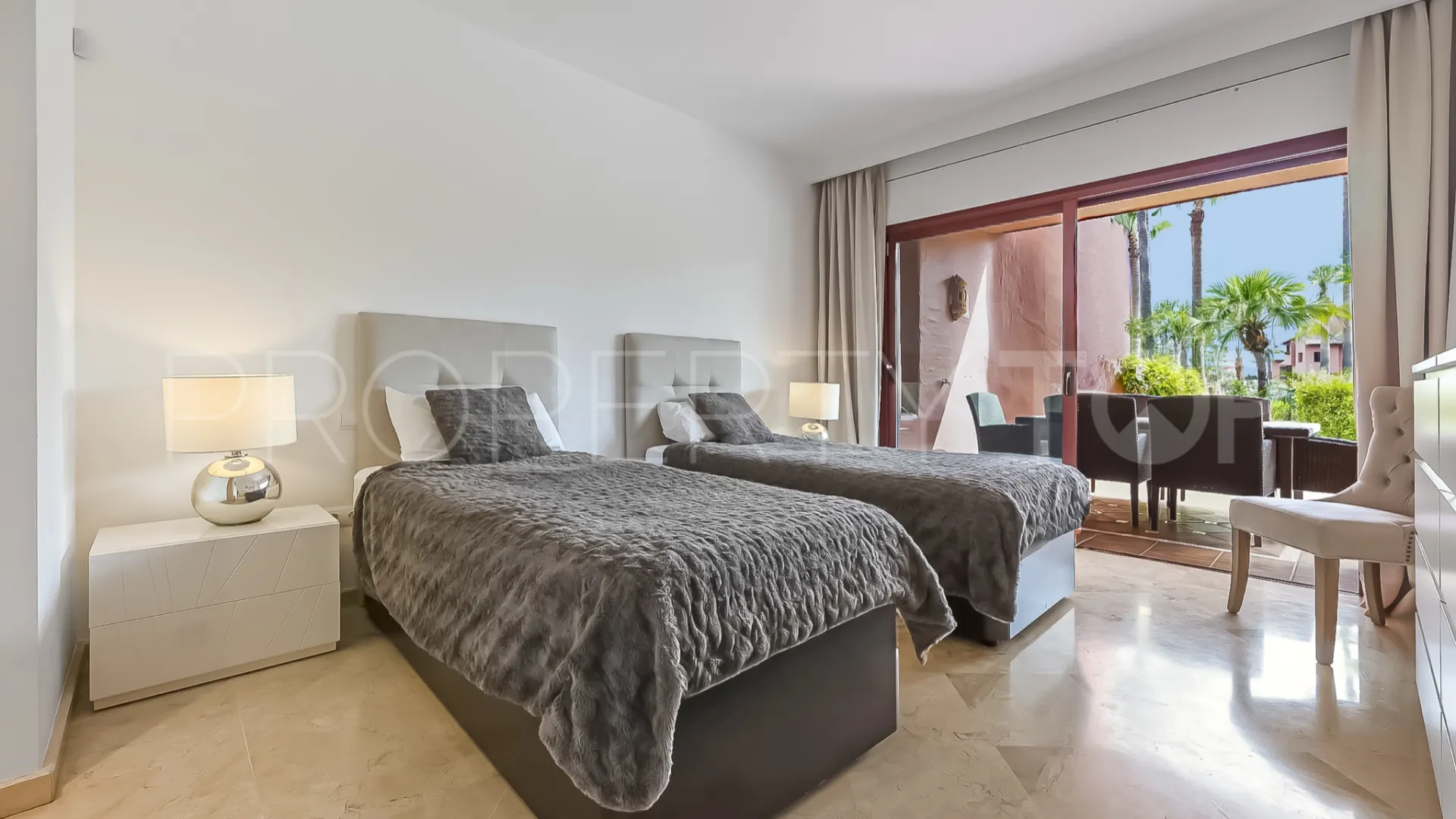 For sale 2 bedrooms ground floor apartment in Menara Beach