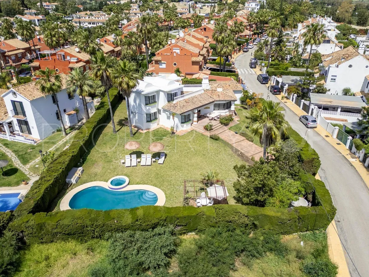 Villa en venta de 3 dormitorios en Monte Biarritz