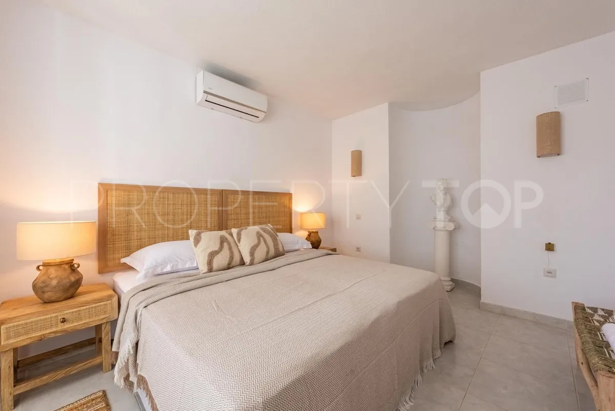 Villa en venta de 3 dormitorios en Monte Biarritz