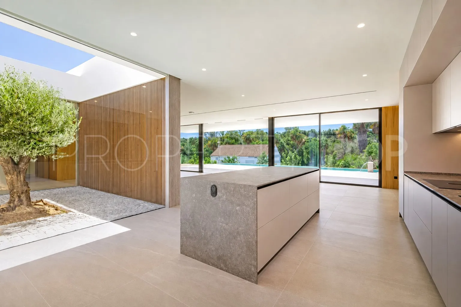 Villa en venta en Zona F