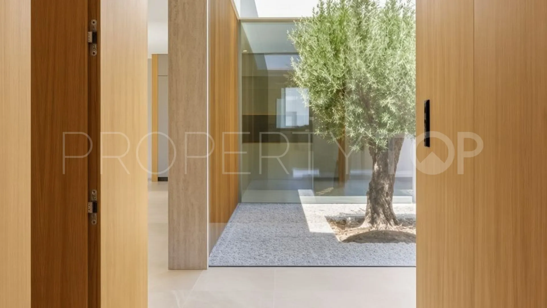 Villa en venta en Zona F