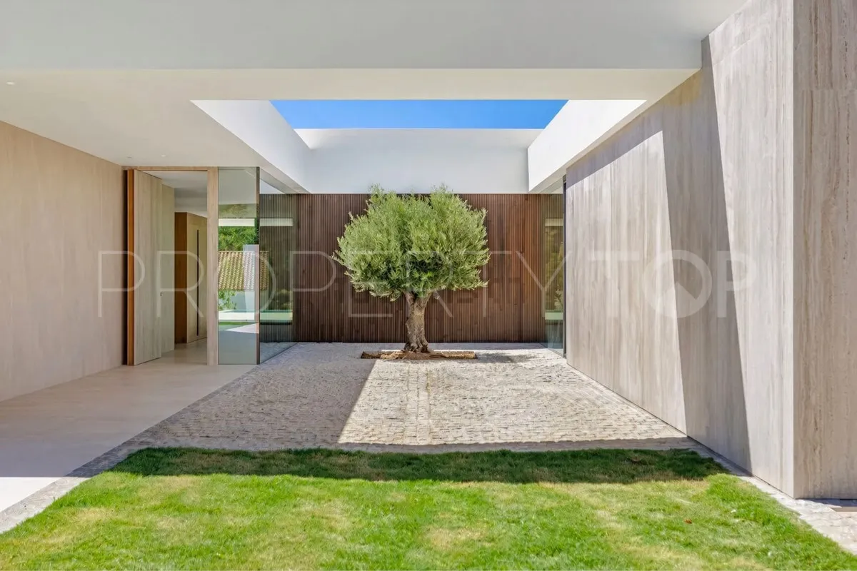 Villa en venta en Zona F