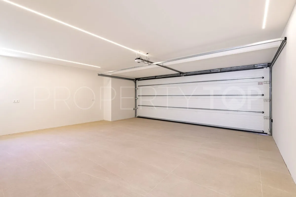 Villa en venta en Zona F