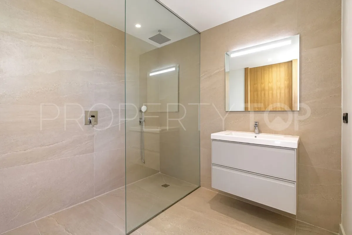 Villa en venta en Zona F