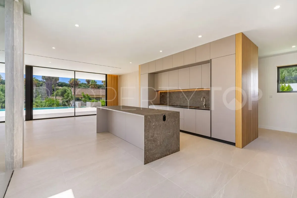 Villa en venta en Zona F