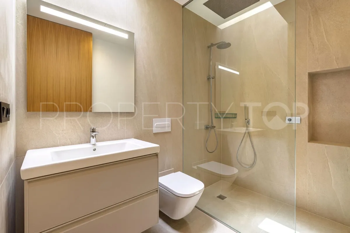 Villa en venta en Zona F