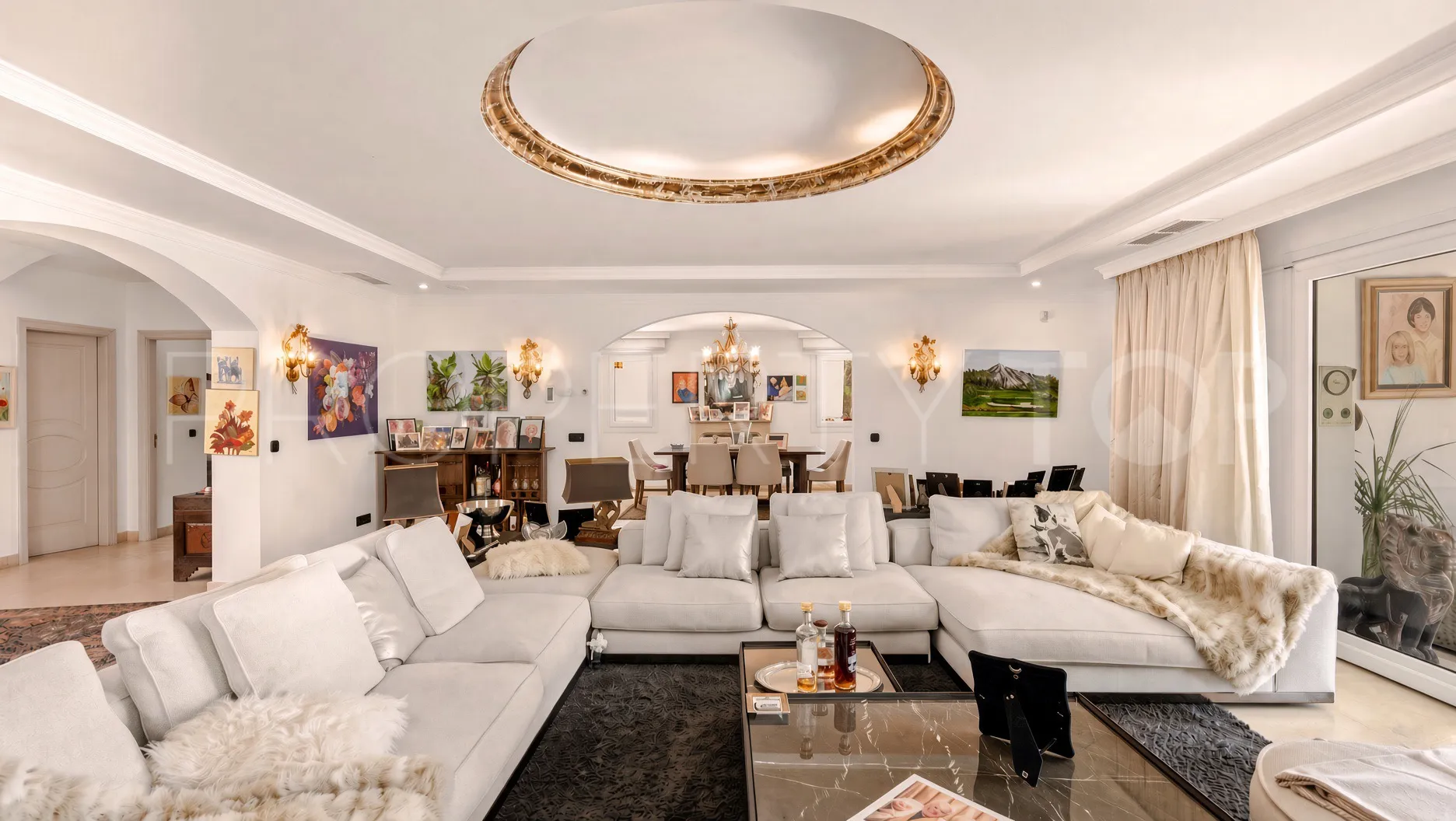 Nagüeles, villa en venta