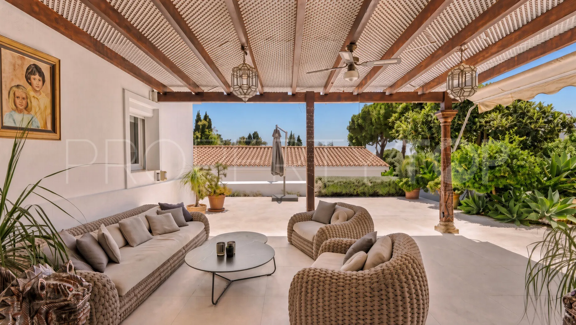 Nagüeles, villa en venta