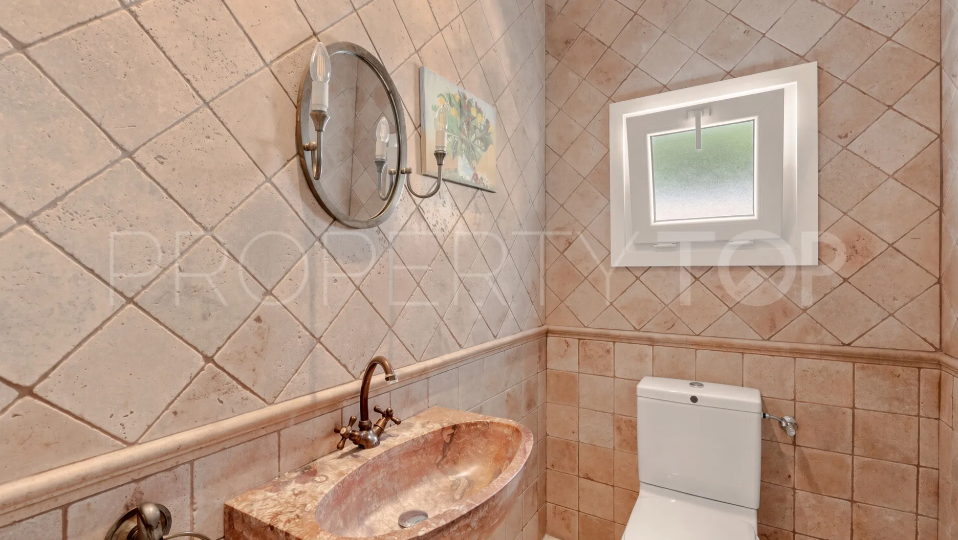 Nagüeles, villa en venta