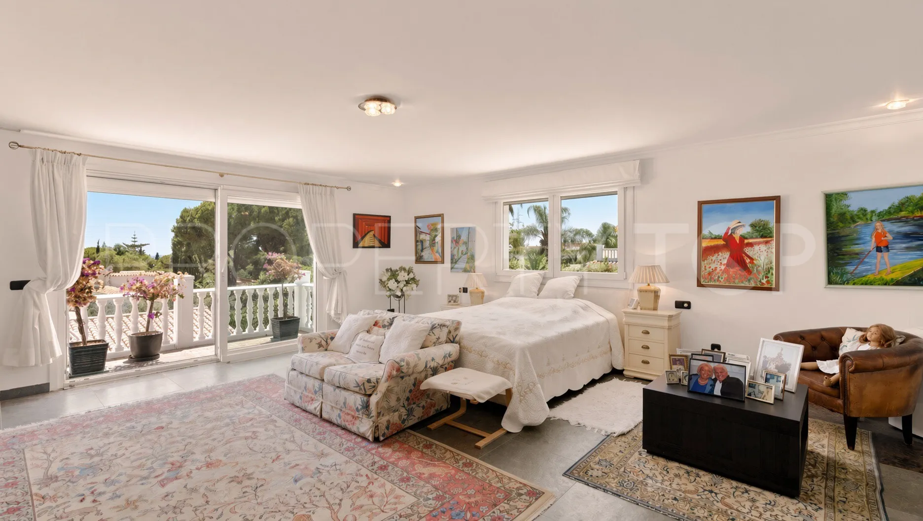 Nagüeles, villa en venta