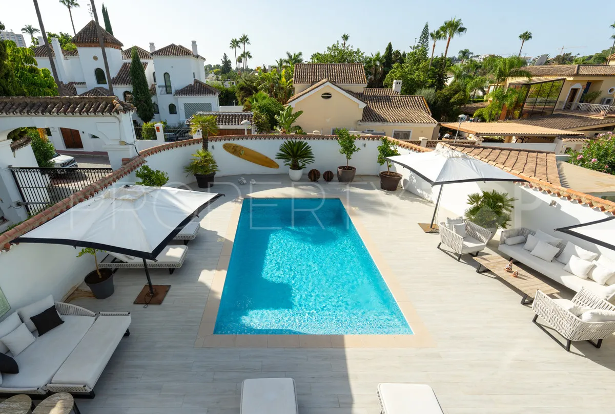 Se vende villa en Parcelas del Golf
