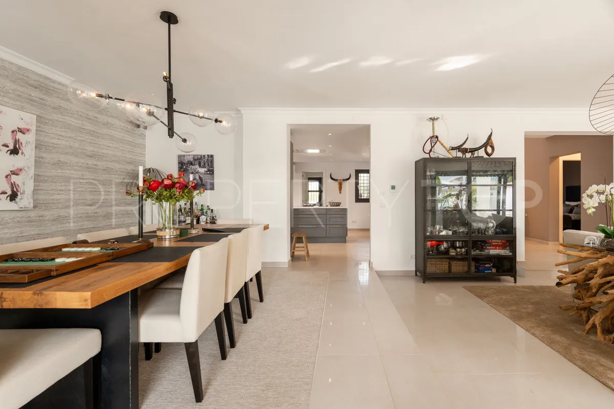 Se vende villa en Parcelas del Golf