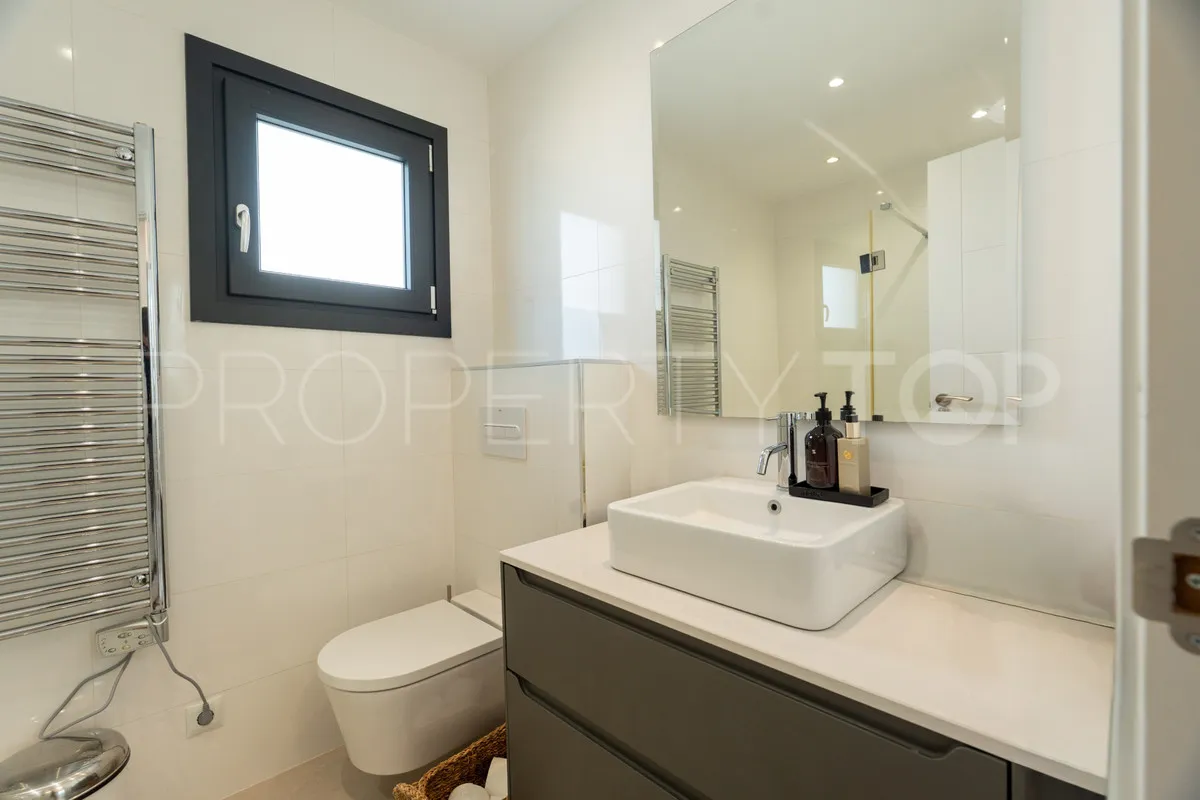 Se vende villa en Parcelas del Golf