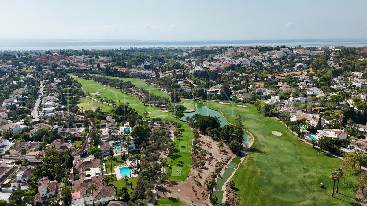 Se vende villa en Parcelas del Golf