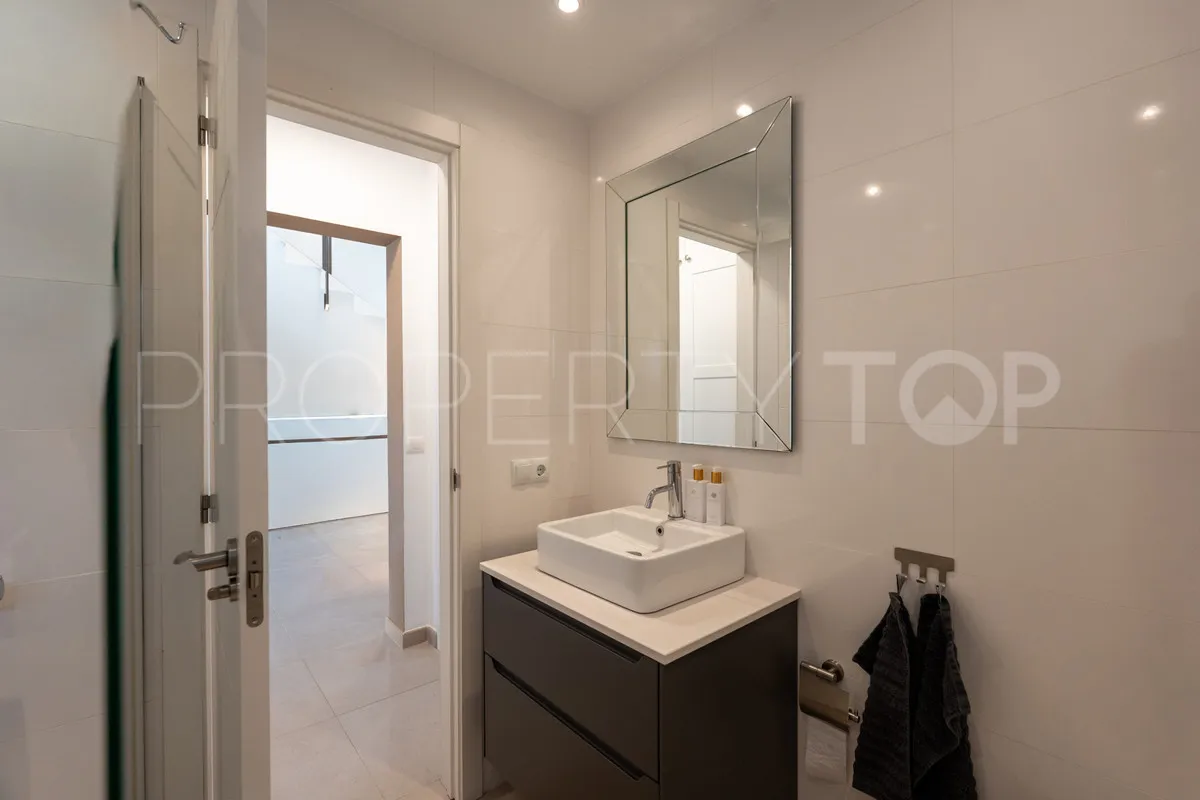 Se vende villa en Parcelas del Golf