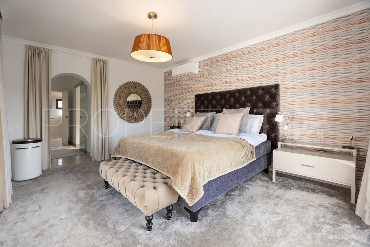 Se vende villa en Parcelas del Golf