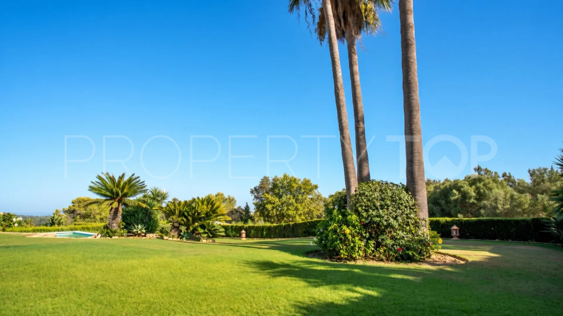 Villa en venta en Zona F con 3 dormitorios