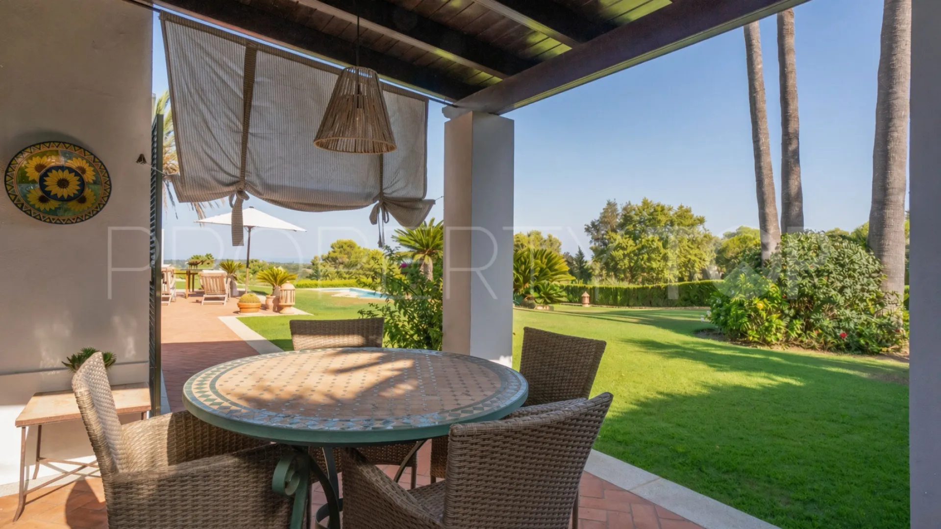 Villa en venta en Zona F con 3 dormitorios