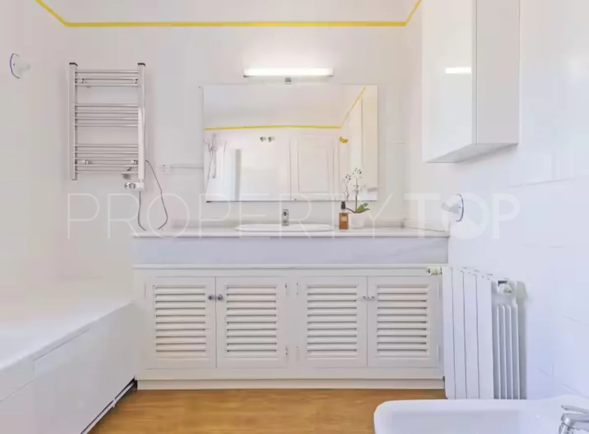 Elviria 6 bedrooms villa for sale