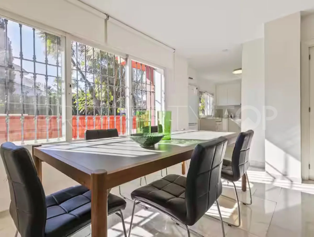 Elviria 6 bedrooms villa for sale
