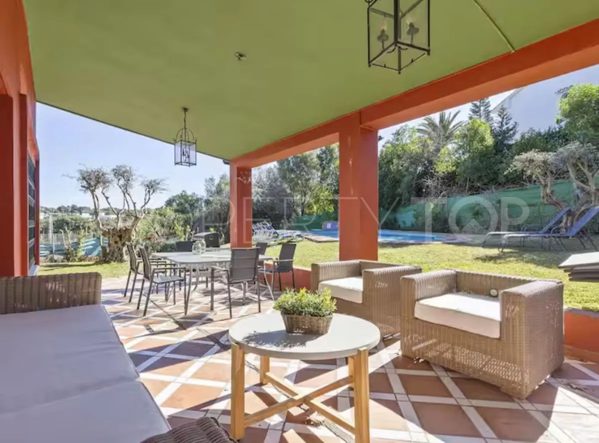 Elviria 6 bedrooms villa for sale