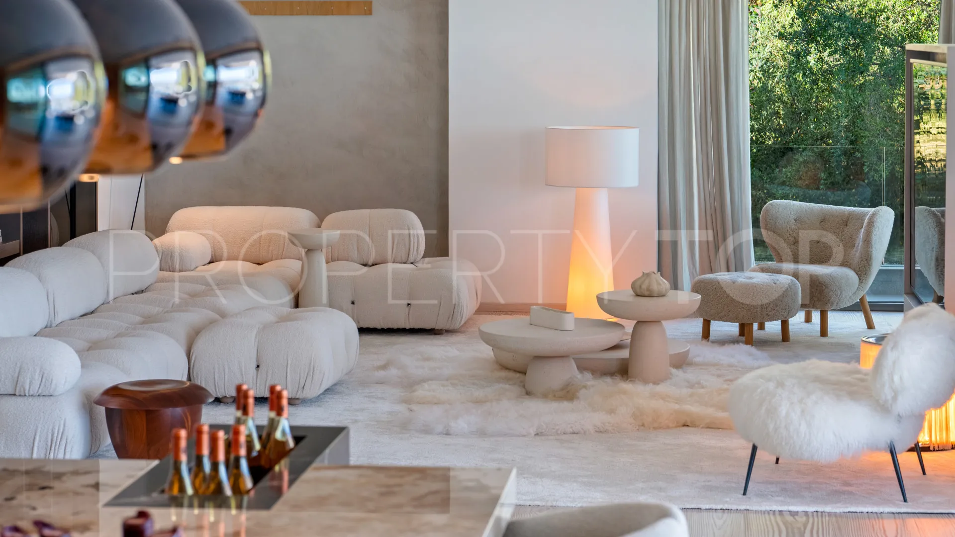 Villa en venta en The Hills con 5 dormitorios