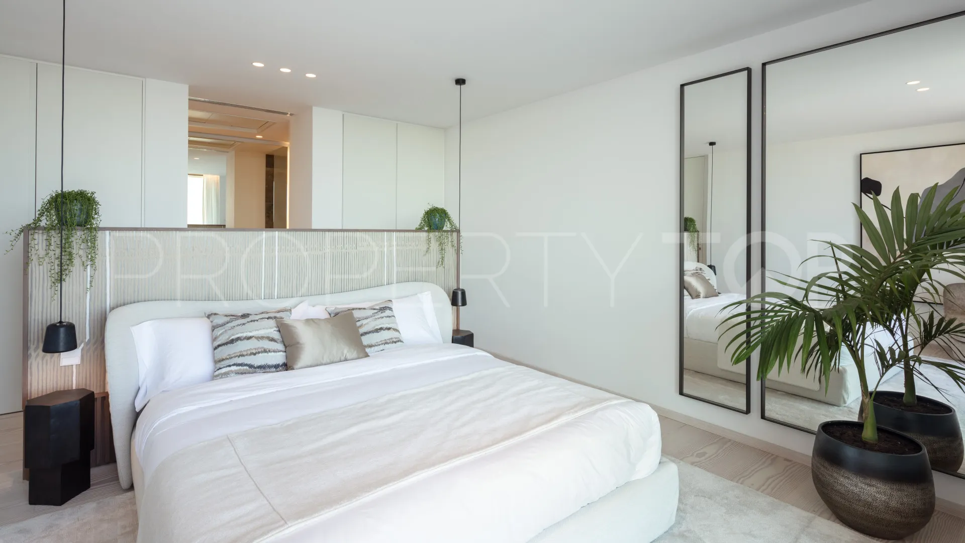 Villa en venta en The Hills con 5 dormitorios