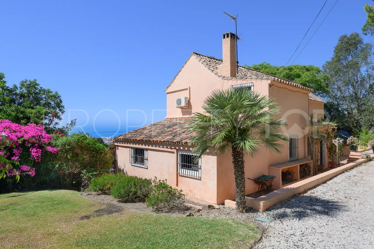 Comprar villa en Estepona