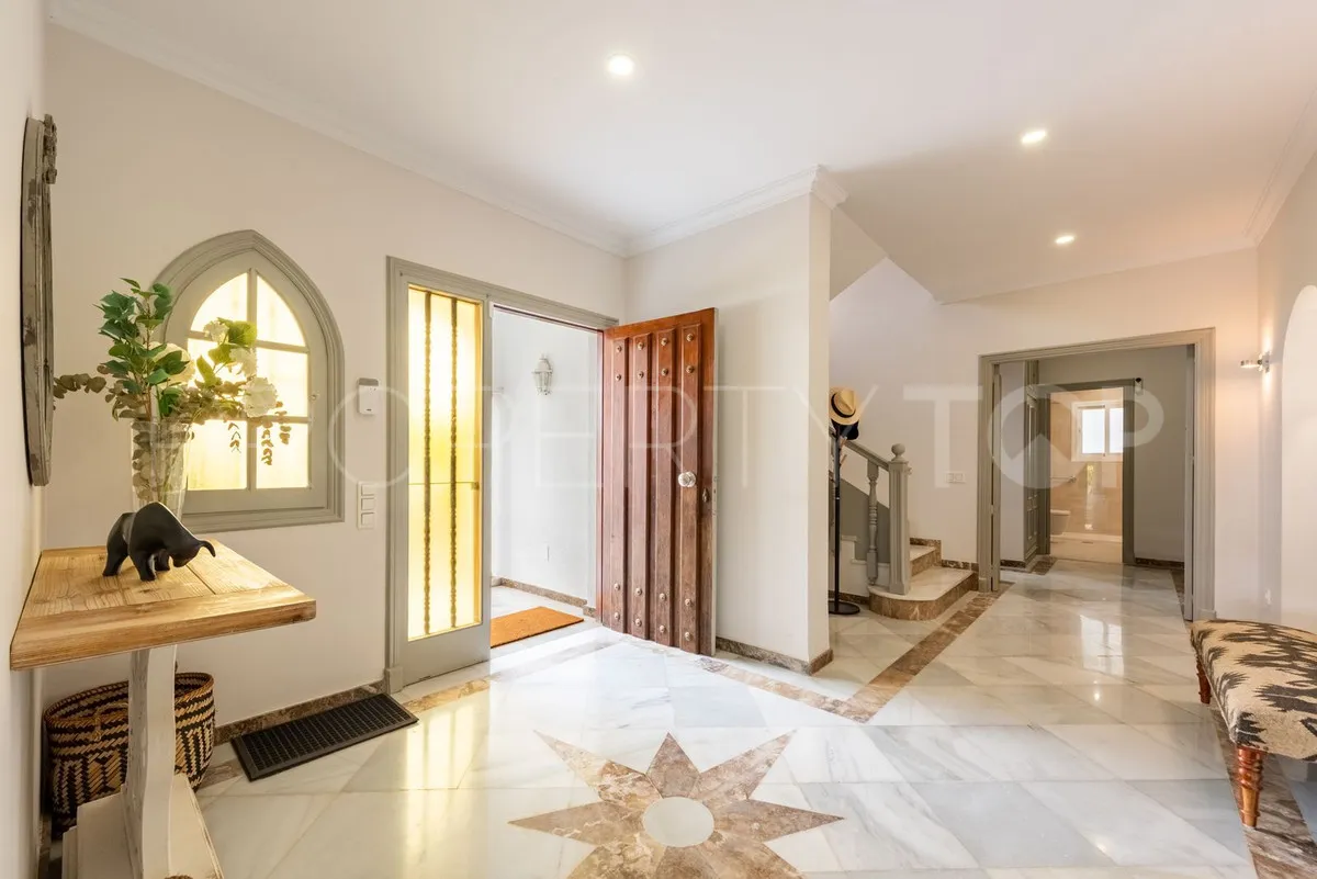 Se vende villa de 4 dormitorios en San Pedro de Alcantara