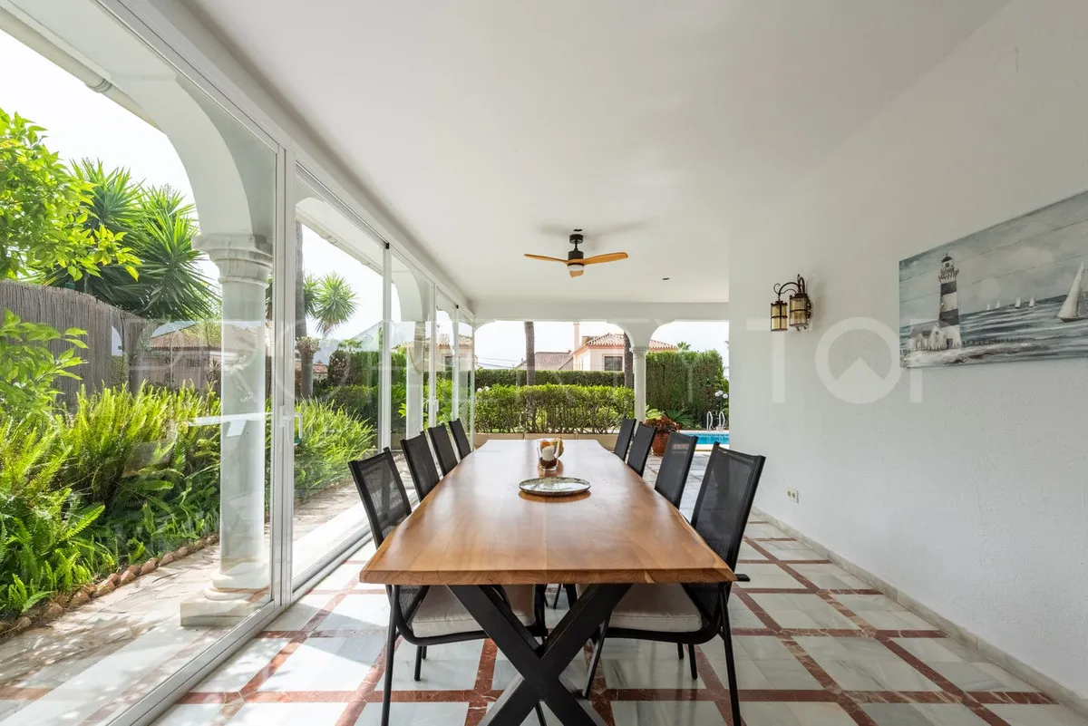 Se vende villa de 4 dormitorios en San Pedro de Alcantara