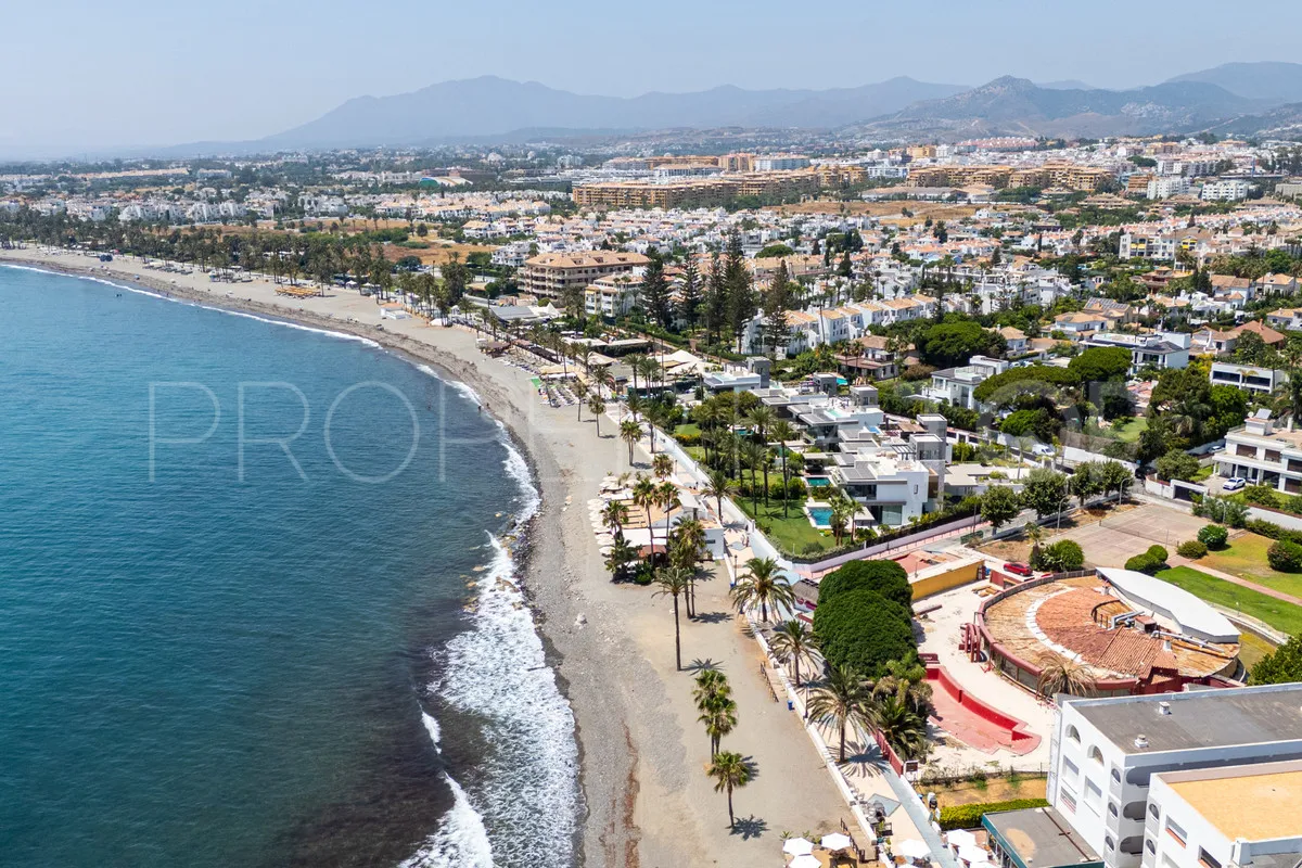 For sale 5 bedrooms villa in Cortijo Blanco