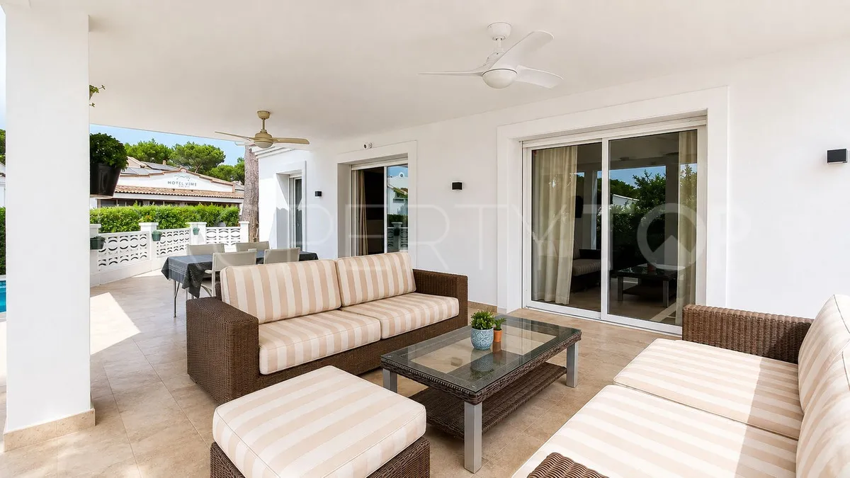 Villa con 3 dormitorios en venta en Las Chapas
