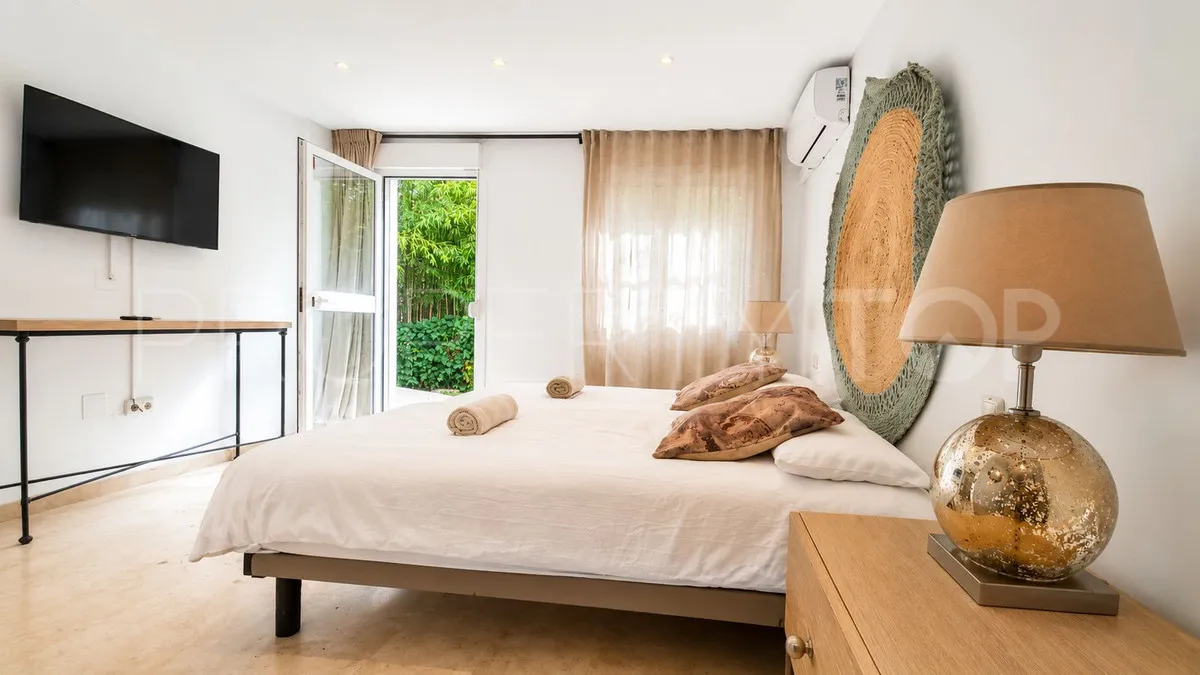 Villa con 3 dormitorios en venta en Las Chapas