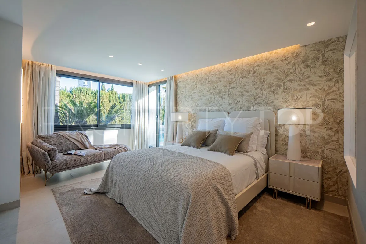 Villa de 4 dormitorios en venta en Las Brisas