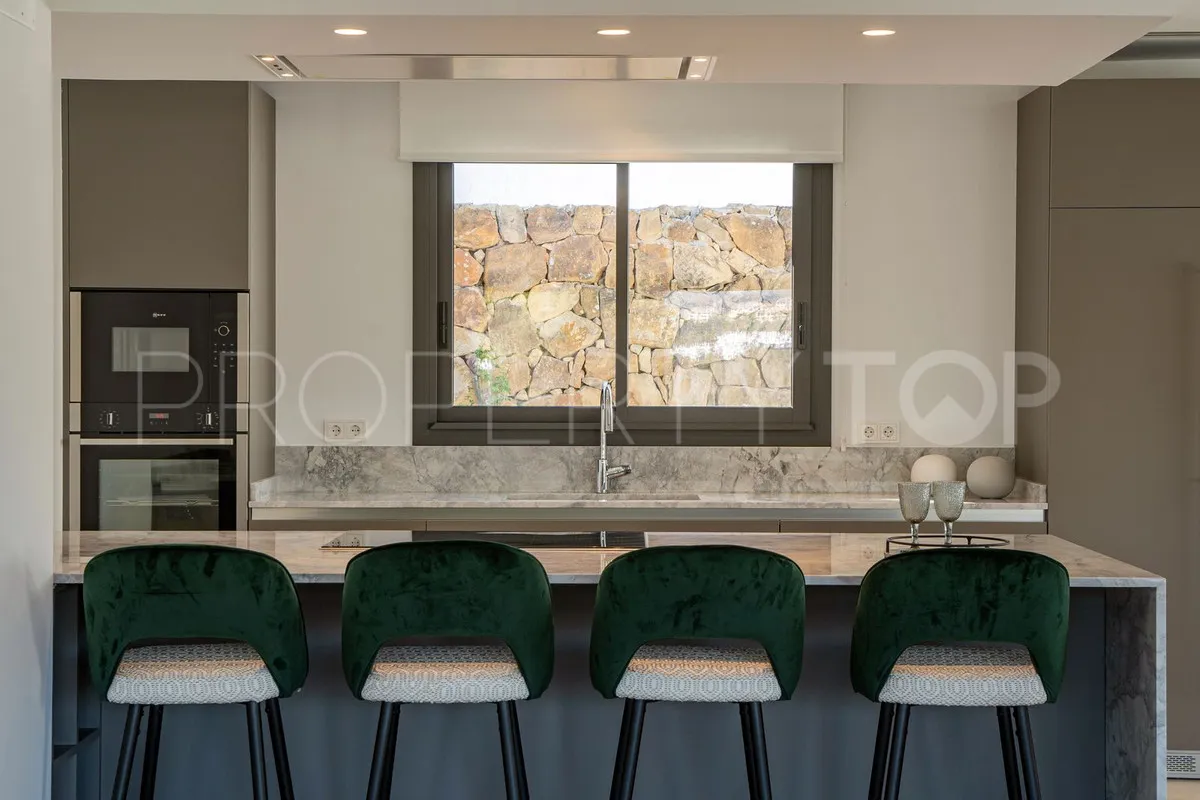 Villa de 4 dormitorios en venta en Las Brisas