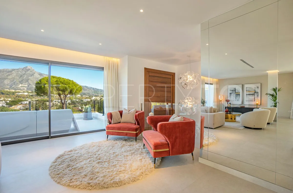 Villa de 4 dormitorios en venta en Las Brisas