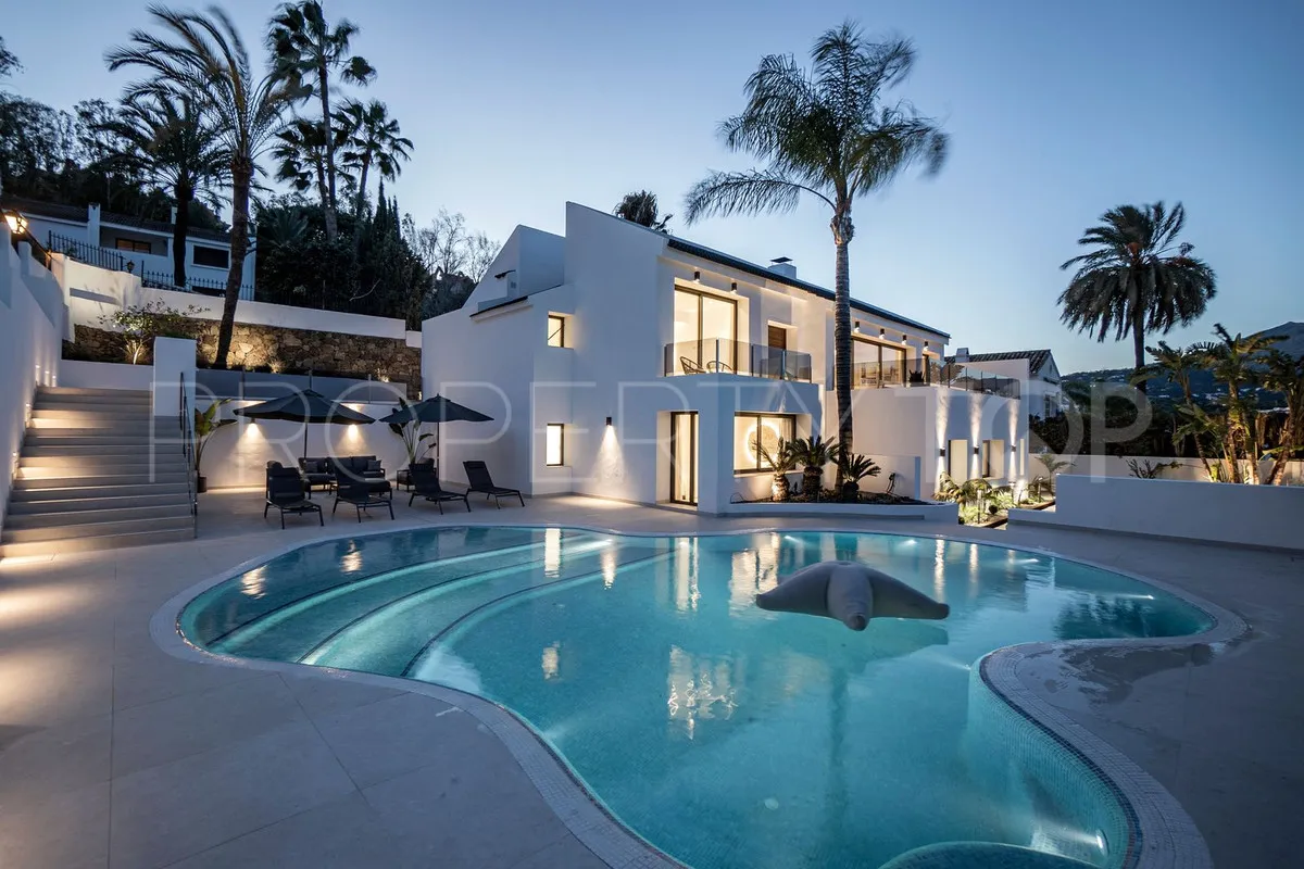 Villa de 4 dormitorios en venta en Las Brisas