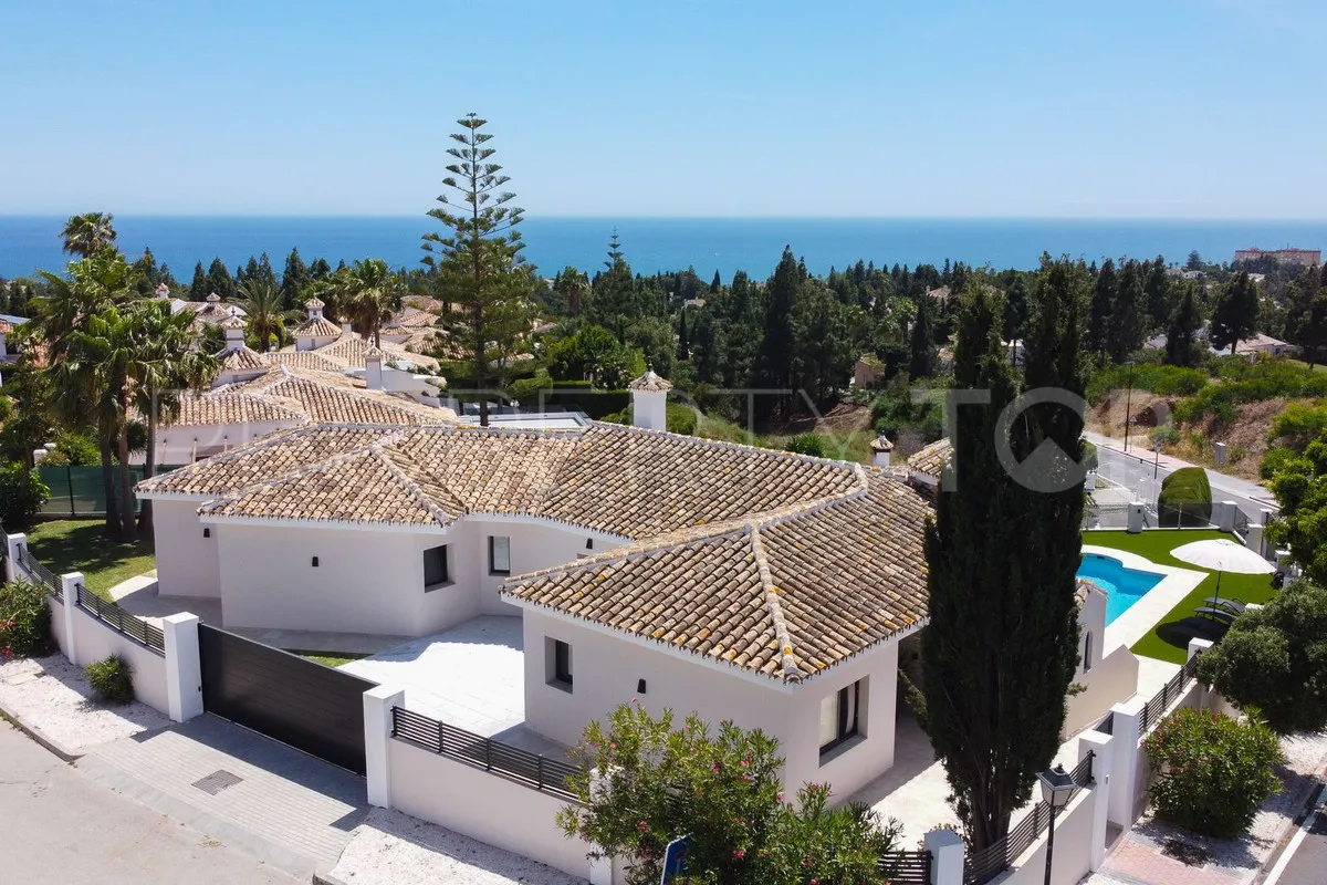 Villa en venta de 4 dormitorios en El Chaparral