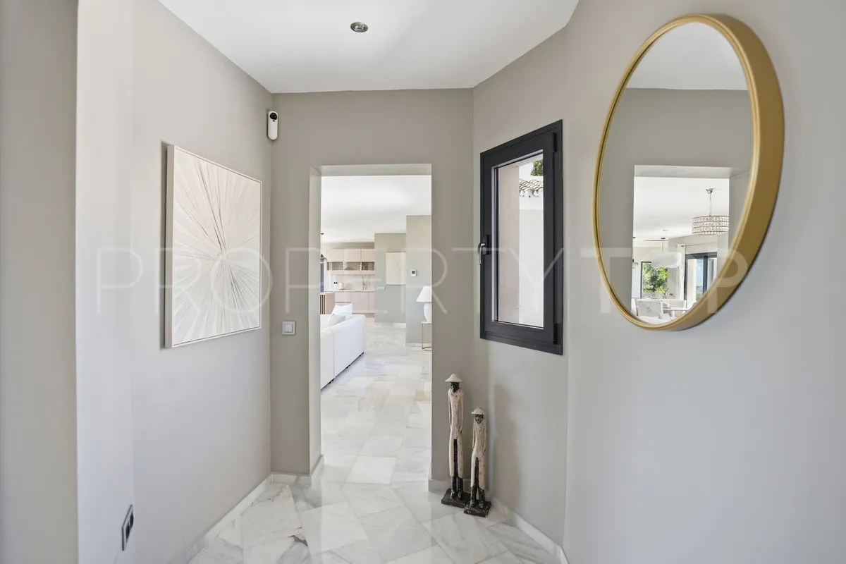 Villa en venta de 4 dormitorios en El Chaparral