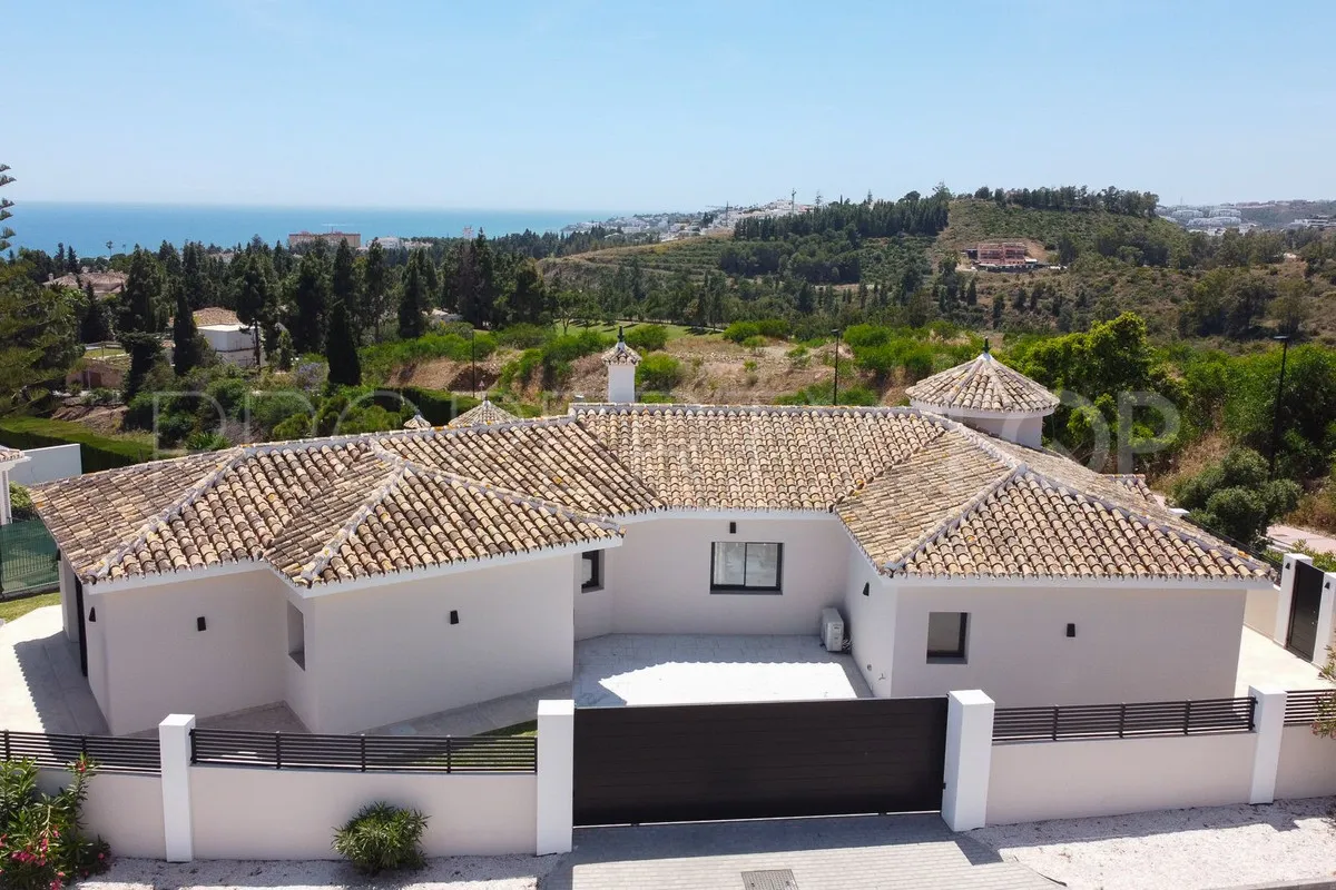 Villa en venta de 4 dormitorios en El Chaparral