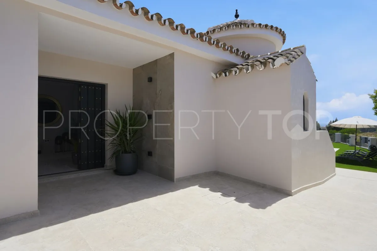 Villa en venta de 4 dormitorios en El Chaparral