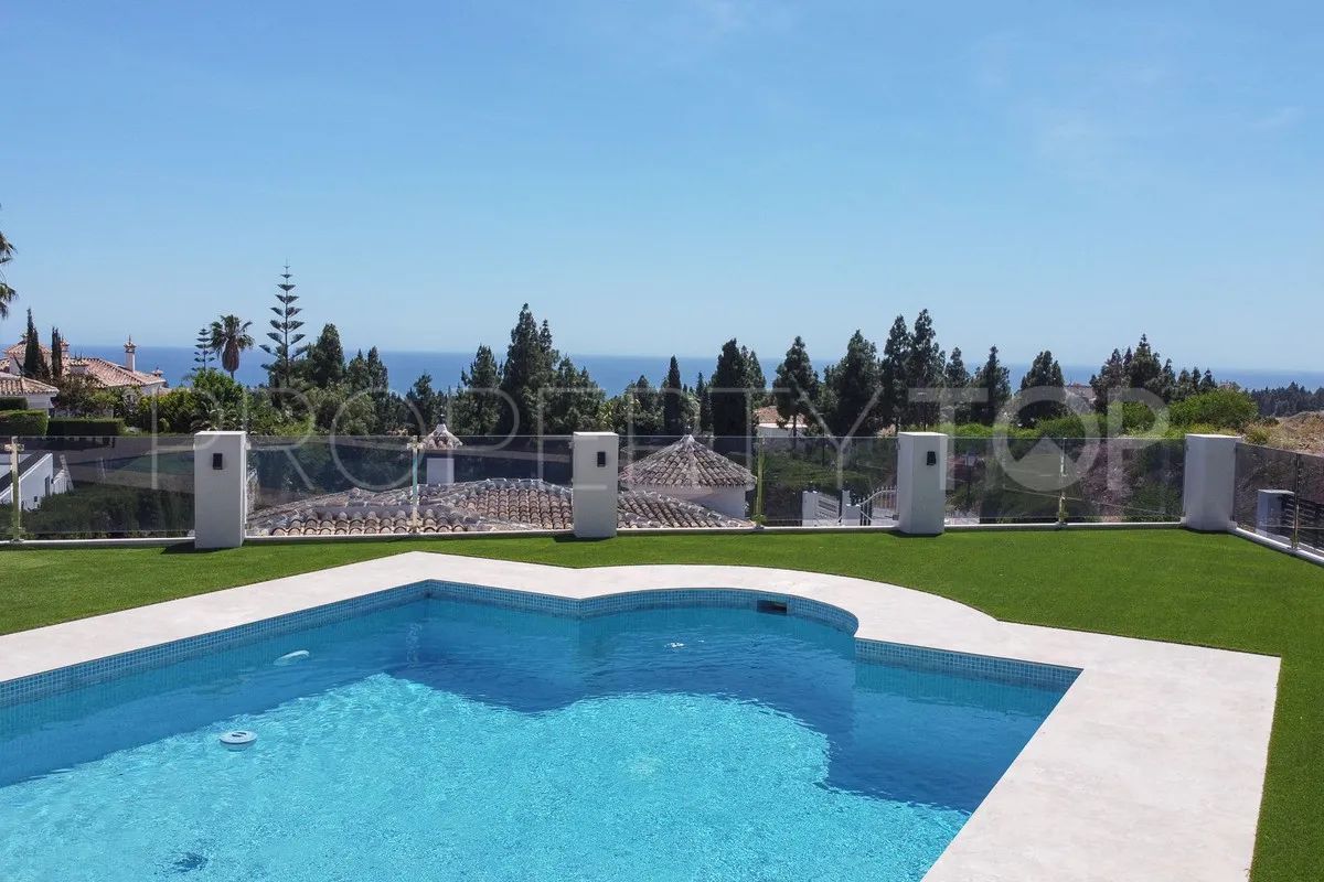 Villa en venta de 4 dormitorios en El Chaparral