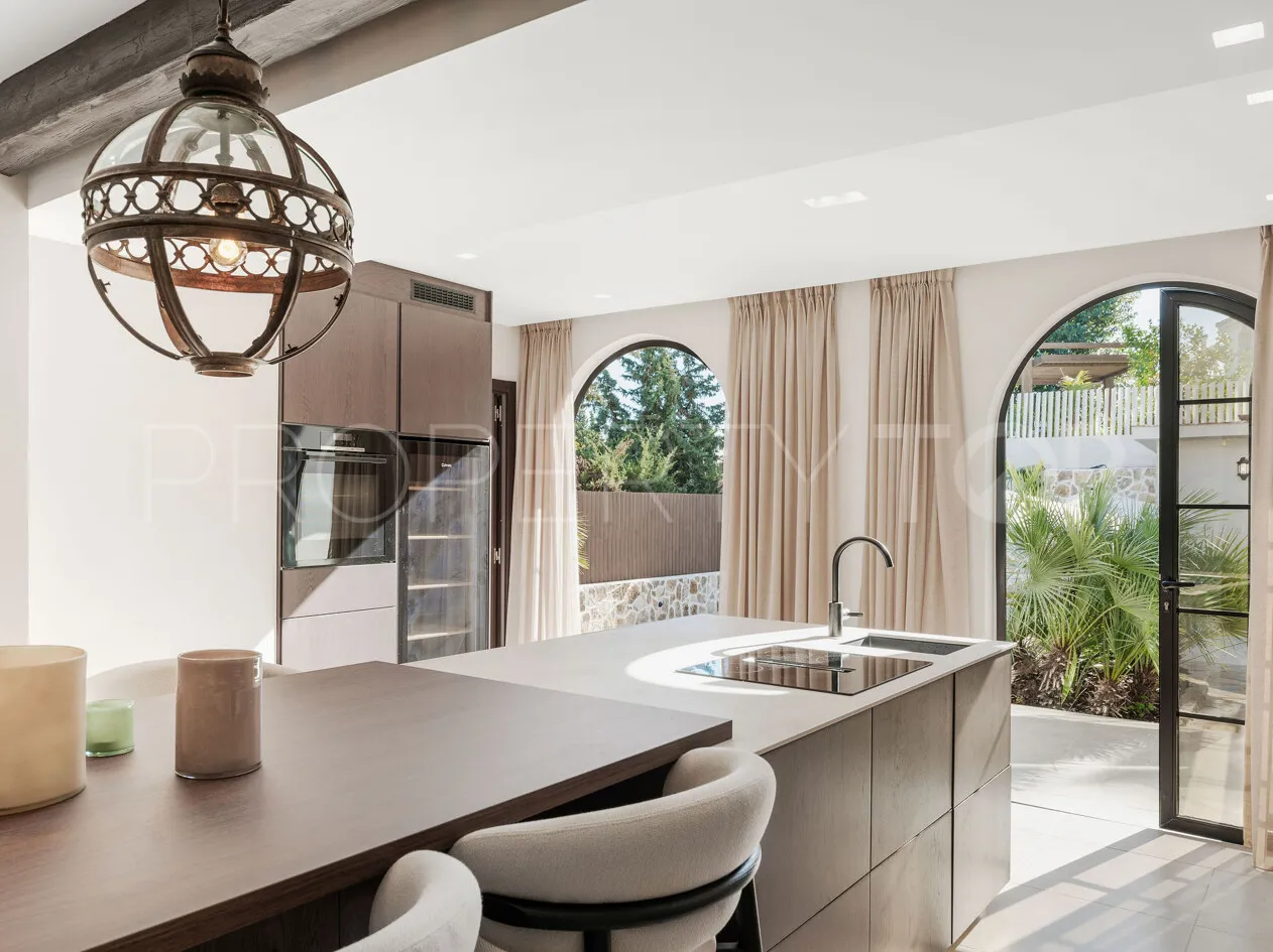 Nueva Andalucia, villa en venta